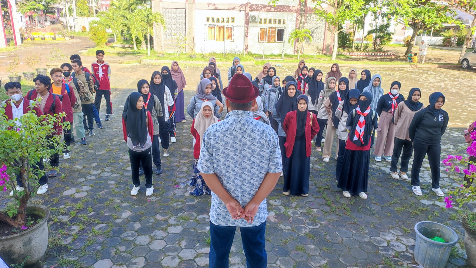 “Kalian Adalah Pemenang”: Ketua STKIP Bangkitkan Semangat Mahasiswa Hadapi Tantangan Zaman