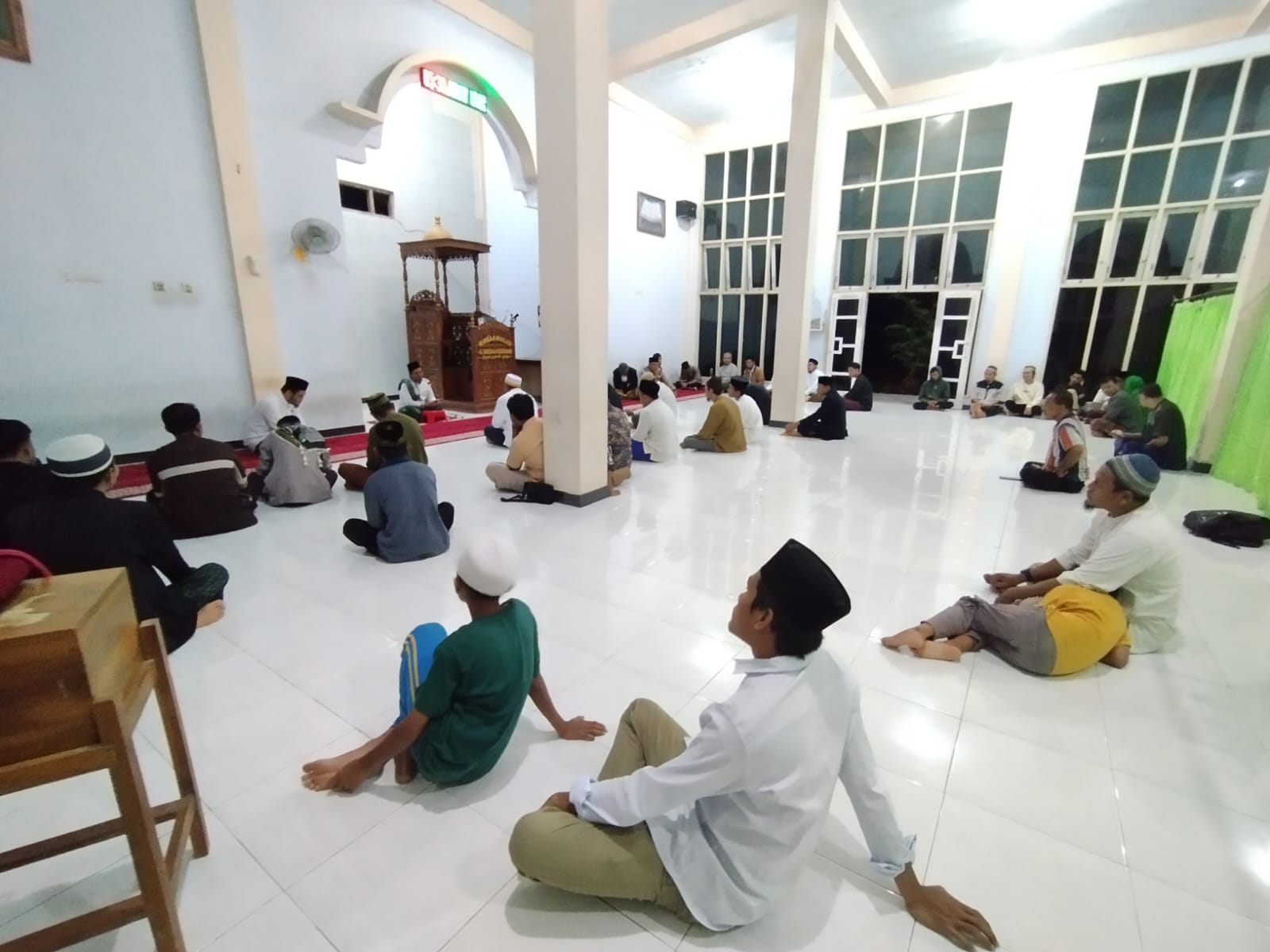 Gelar Subuh Berjamaah ke-6, Upaya STKIP Tamsis Mewujudkan Kampus Beradab