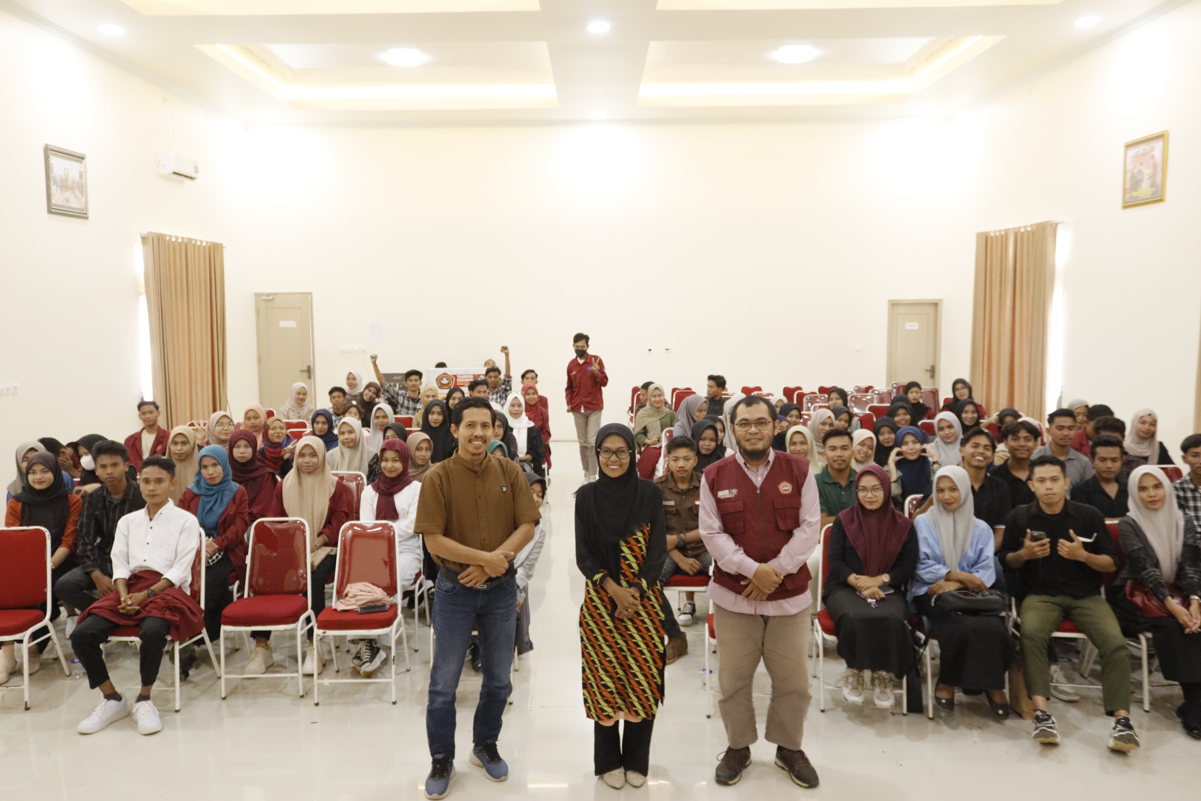Dorong Riset Digital, Kuliah Umum Prodi PTI Tamsis Bima Bahas Strategi Analisis Data