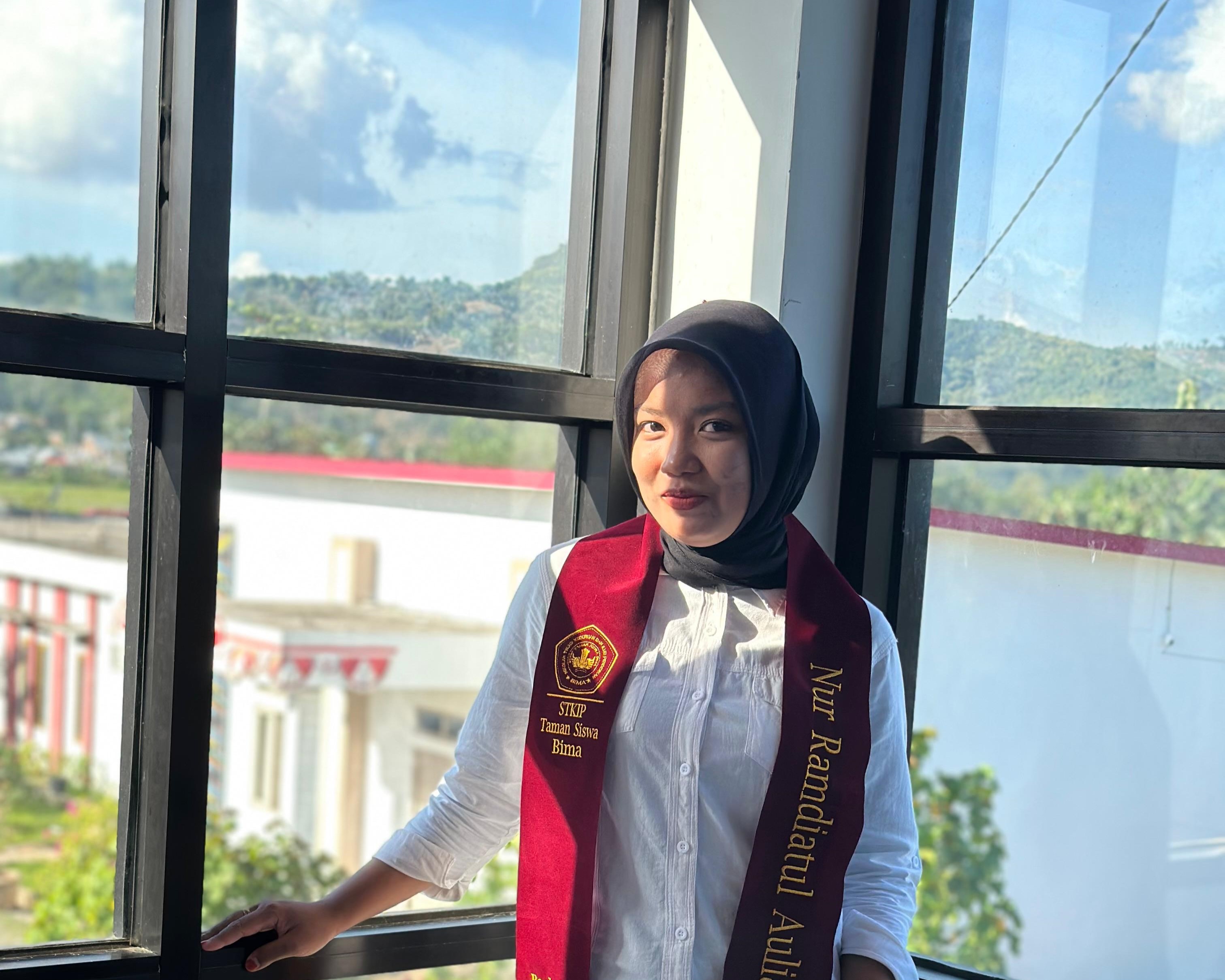 Lulus 3,5 Tahun, Nur Ramdiatul Aulia Siapkan Masa Depan Sejak di Sekret Kopma BERADAB